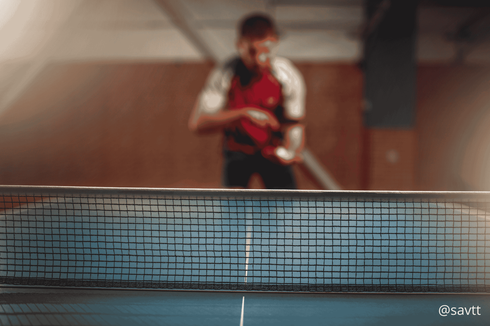 img4 Adultes compétiteurs de tennis de table